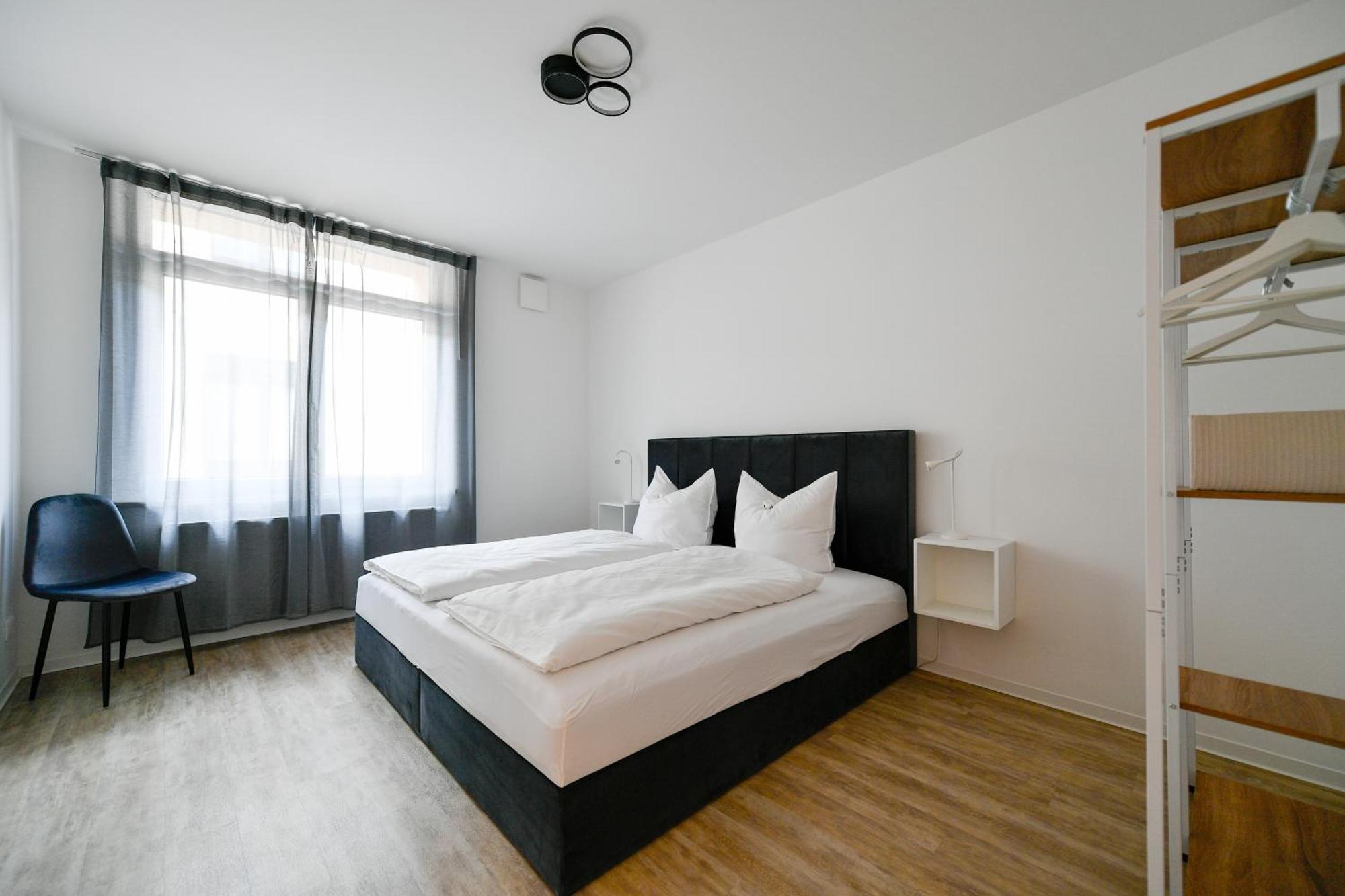 Ferienwohnungen Am Theater - Modern, Zentral Und Ruhig Mit Kueche, Waschtrockner, Netflix, Wlan Und Parkplatz- 2 Zimmer, 52 Qm Cottbus Exterior photo